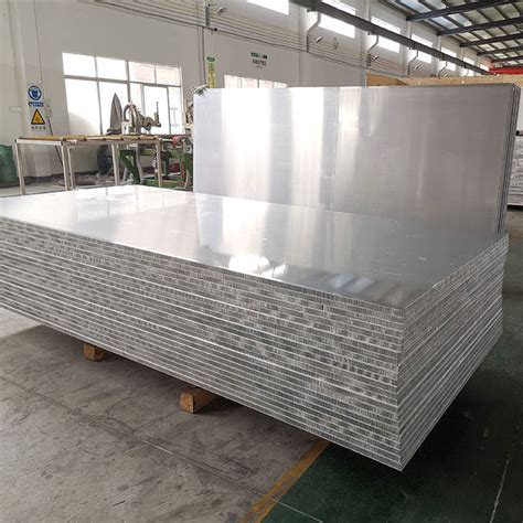 4x8 aluminum honeycomb structural panels with high strength.htm - High quality Ceiling 4x8 Aluminum Honeycomb Panels , PE Coated Honeycomb Ceiling Panels from China, China's leading 4x8 aluminum honeycomb panels product, with strict quality control aluminum honeycomb panels 4x8 factories, producing high quality 1220x2440mm honeycomb ceiling panels products. 